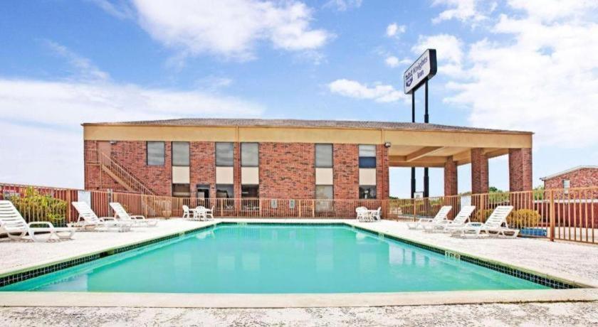 Knights Inn South Houston Tx Bagian luar foto